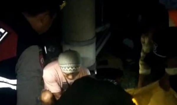 Melintas Usai Maghrib, Remaja Tewas Tertabrak KRL di Depok