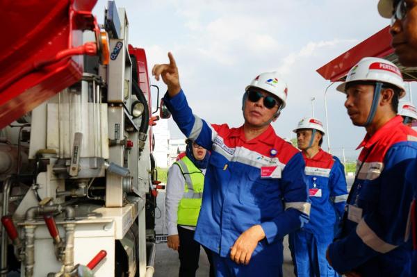 Iwan Bule Tinjau Terminal LPG dan Avtur di Semarang, Pastikan Pasokan Energi Aman