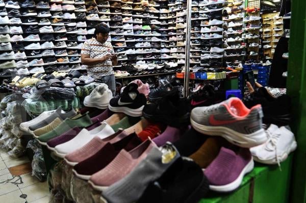 Taman Puring Punya Sejarah, Surga Sepatu Murah yang Legendaris