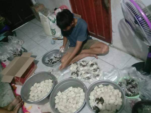 Apem Binar: Warisan Rasa Tradisional Jatibarang yang Bertahan di Tengah Arus Modernisasi