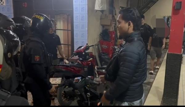 Akhir Drama Si Mucikari Muda di Pangandaran, Sang Pengatur Harga Syahwat Berakhir di Jeruji Besi