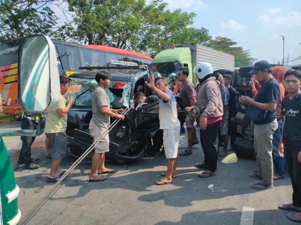 Kecelakaan Beruntun 2 Pikap dan Motor di Balen Bojonegoro, Begini Kronologi dan Kondisi Korban