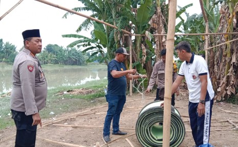 Polisi Grebek Arena Diduga Judi Sabung Ayam di Gunung Jati Cirebon