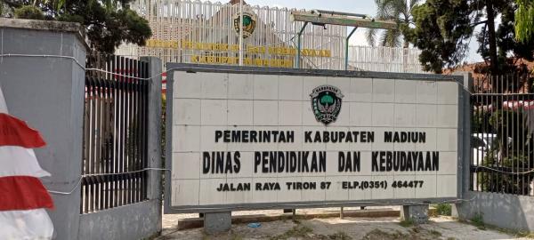 Dindik Madiun Sanksi Ringan Oknum Guru Pelaku Pelecehan Pengendara Motor di Mejayan