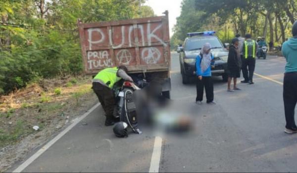 Sehari, 3 Nyawa Melayang di Jalan Raya Bojonegoro–Ngawi Akibat Tabrak Truk Parkir