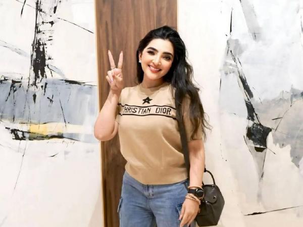 Stres Gegara Toko Kue Tutup? Ashanty Blak-blakan Berobat ke Psikiater