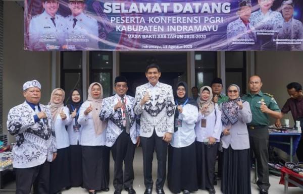 Konferensi PGRI Indramayu XXIII, Bupati Dorong Guru Bermutu untuk Indonesia Maju