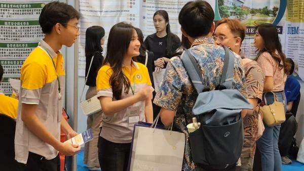 51 Kampus Taiwan Buru Pelajar Surabaya, Ada Beasiswa untuk Pelajar Berprestasi