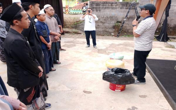 Coklat Kita Silatusantren Kunjungi Pontren Al-Ma’mun, Dorong Kepedulian Santri terhadap Sampah