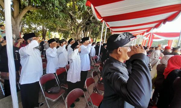 Mantan Napiter dan Eks Anggota JI Angkat Hormat Merah Putih di HUT ke-80 Kemerdekaan RI