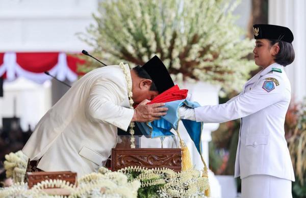 Prabowo Cium Bendera & Bacakan Proklamasi, Ini 5 Fakta Menarik Perayaan HUT RI ke-80 di Istana