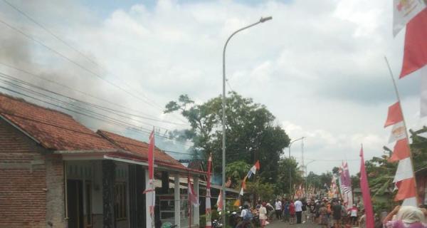 Kebakaran Hanguskan Rumah Warga di Kota Banjar, Damkar Bergerak Cepat Padamkan Api