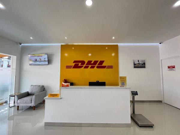 DHL Express Indonesia Resmikan Service Point Baru di Cihampelas Bandung