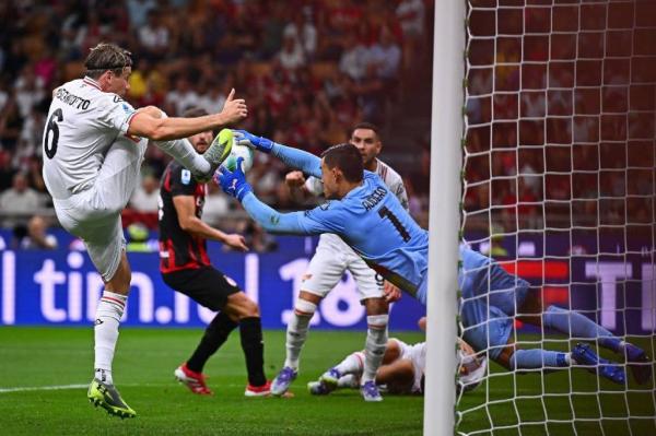 Emil Audero Jadi Tembok Kokoh, Cremonese Hajar AC Milan 2-1 di San Siro!