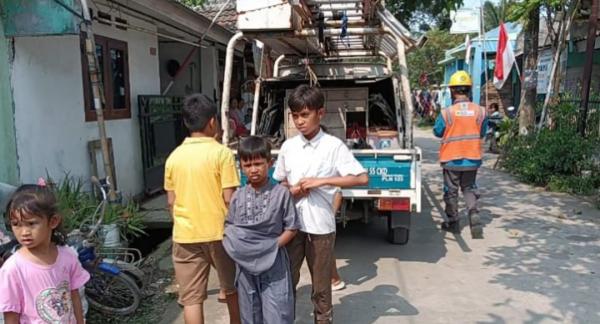 Perumahan Cikande Permai Mati Listrik Akibat Benang Layangan, PLN Imbau Warga Waspada