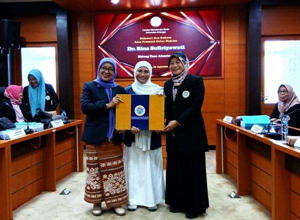 Riset Dana Desa Berbasis Ajaran Samin, Dosen Unigoro Raih Gelar Doktor