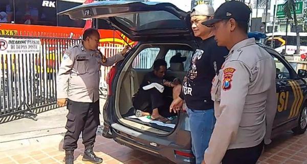 Empat Calo Tiket Diciduk di Terminal Purabaya, Polisi Pastikan Razia Akan Rutin Digelar