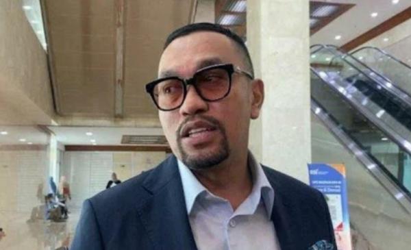 Ahmad Sahroni Bikin Heboh Lagi, Rela Kehilangan Tas Louis Vuitton Asal Flash Disk Putih Dikembalikan