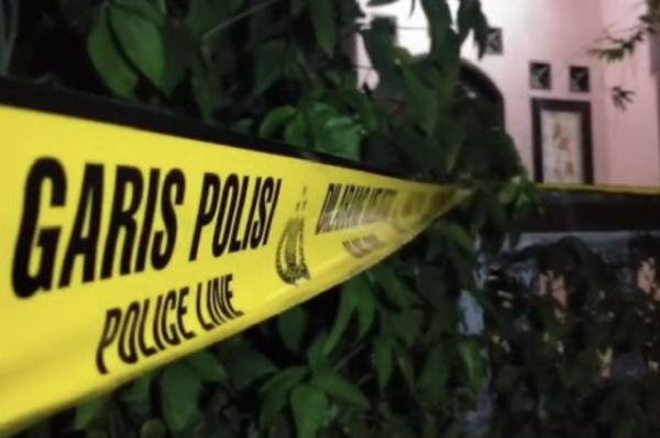 Sahroni Tewas di Rumah Bersama Keluarga, Tercium dari Bau Menyengat