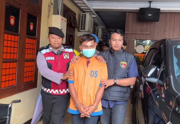 Suami di Lumajang Bacok Selingkuhan Istri hingga Tewas