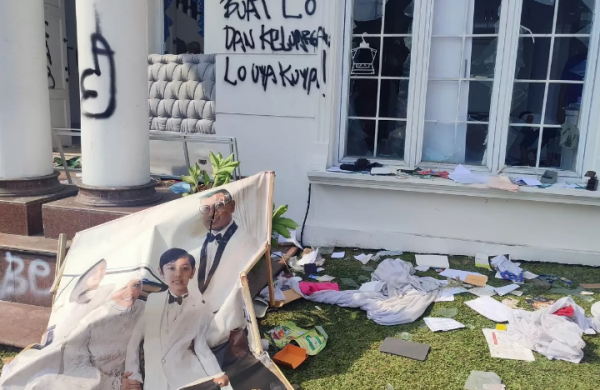 Polisi Tetapkan 10 Tersangka Kasus Jarah Rumah Uya Kuya