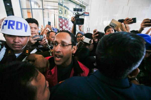 Nadiem Makarim: Allah Tahu Kebenarannya, Jadi Tersangka Korupsi Laptop