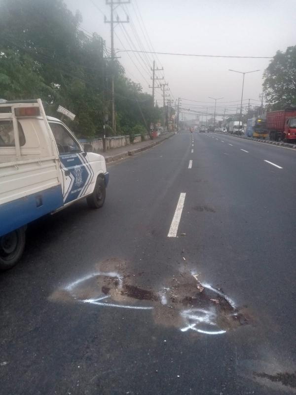 Mahasiswa Tergelincir di Jalan Raya Kedungturi Taman Sidoarjo, Usai Tabrak Kendaraan