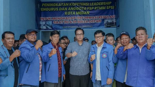 Rico Waas Sambangi Kantor Buruh, Janji Perjuangkan Aspirasi Soal PPh21 dan Biaya Kuliah Anak