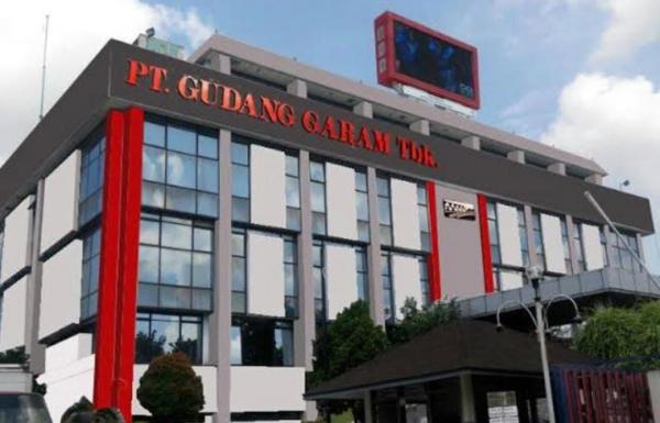Tetap Bersyukur Meski di PHK, Hak Dipenuhi Perusahaan, Cerita Pilu Karyawan Anak Usaha Gudang Garam