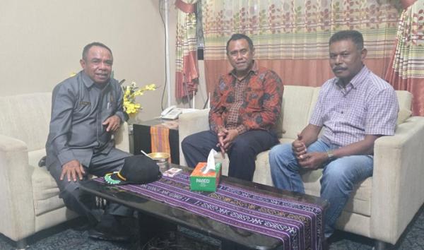 Warga Amanuban Gedor Senayan, Kritik Penetapan Batas Hutan Makin Nyaring