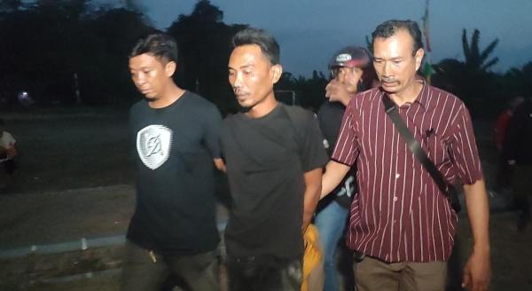 Pria di Gowa Kepergok Curi HP Pedagang Ayam