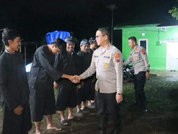 Kapolres Purbalingga Tinjau Satkamling di Toyareja dan Penambongan