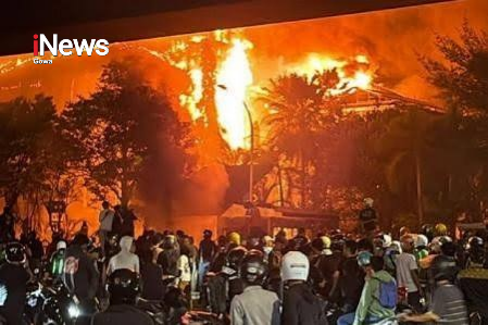 Pemkot Siapkan Rp375 M untuk Gedung DPRD Makassar, Berapa untuk Kerugian Material dan Nyawa Korban?