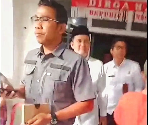 Rapat Wakil Bupati di Kapalo Hilalang Bubar, Warga Usir Rombongan