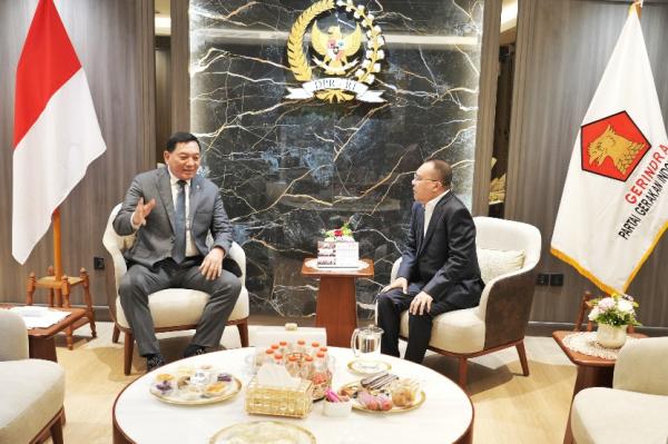 Dasco dan Syafrie Sjamsoeddin Unjuk Kemesraan di Gedung DPR