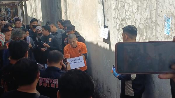 Rekonstruksi Kasus Mutilasi Mahasiswa UTM di Surabaya, Pelaku Peragakan 30 Adegan di Depan Polisi