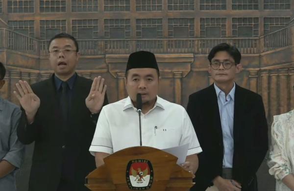 KPU Batal Rahasiakan Ijazah Capres-Cawapres, Aturan Dinilai Maju Mundur
