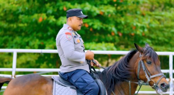 Kisah Aiptu Biyanto, Awalnya Hobi Nunggang Kuda Kini Sukses Kembangkan Usaha Wisata Andong
