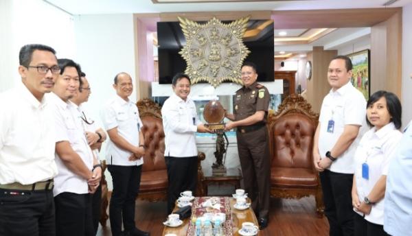 Perhutani Jatim Ajak Kejati Perkuat Pengelolaan dan Penegakan Hukum Kehutanan