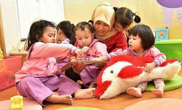 Kemendikdasmen Janji Salurkan Beasiswa untuk 12.500 Guru PAUD