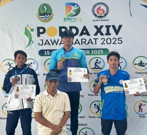 Kiki ‘Aquakid’ Borong 5 Emas dan Pecahkan 3 Rekor di Popda XIV Jabar