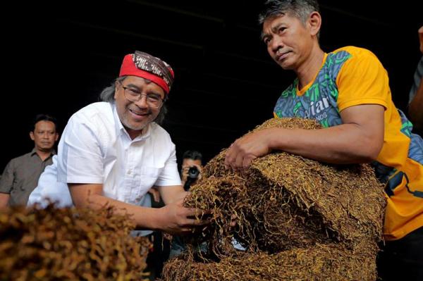 Bupati Temanggung Siap Diskusi Soal Tingginya Tarif Cukai Rokok