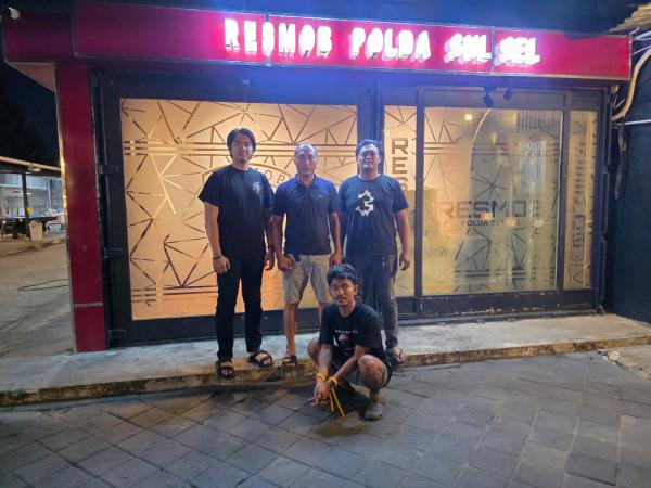 Sembunyi di Wisma, Pelaku Penipuan Penjualan Bahan Listrik dan Plafon Ditangkap di Makassar