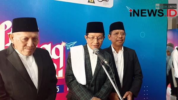 Buka Rangkaian Hari Santri Nasional 2025 di Tebuireng Jombang, Ini Pesan Menag Bagi Santri