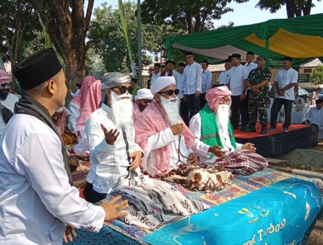 Jalanan Kota Cirebon Dipenuhi Gema Selawat, Pawai Ta'aruf Buka MTQ Ke-57