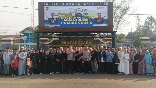 Kapolres Ciamis Fasilitasi 10 Warga Berangkat Umrah, dari Kepala Desa hingga Guru