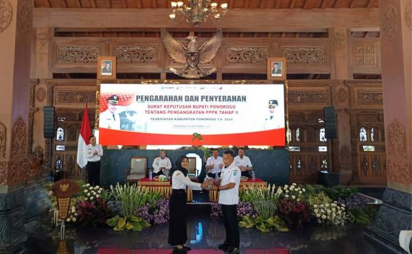 Unik! SK PPPK di Ponorogo Ditukar Bibit Pohon, Ditanam di Hutan Khusus
