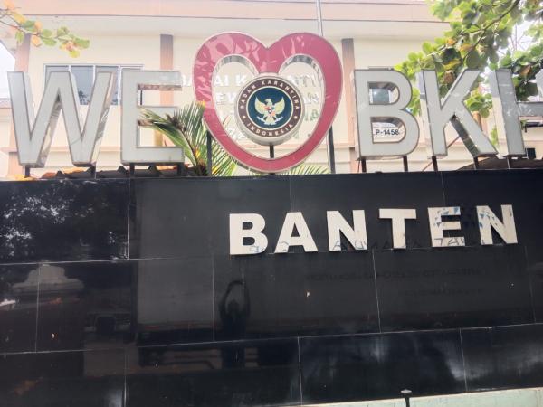 Diduga Dimintai Uang Vaksin, Sopir Muatan Bebek Keluhkan Karantina di Pelabuhan Merak Banten