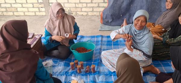 Dari Sawah ke Marketplace: Petani Tuban Dilatih Digital Marketing PKM Unigoro