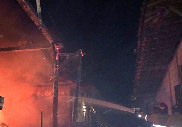 Terungkap Kebakaran Rumah di Wedoro Penawangan Gegara Korsleting Listrik, Kerugian Rp200 juta